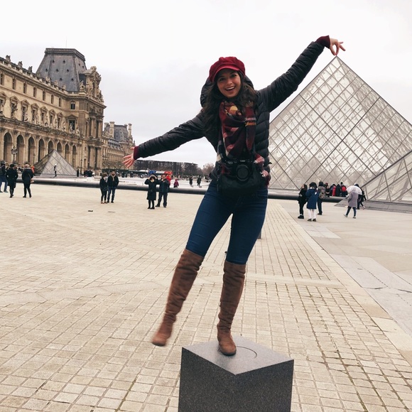 Meet your Posher, Jordan! โญ๏ธ๐น - Picture 3 of 8